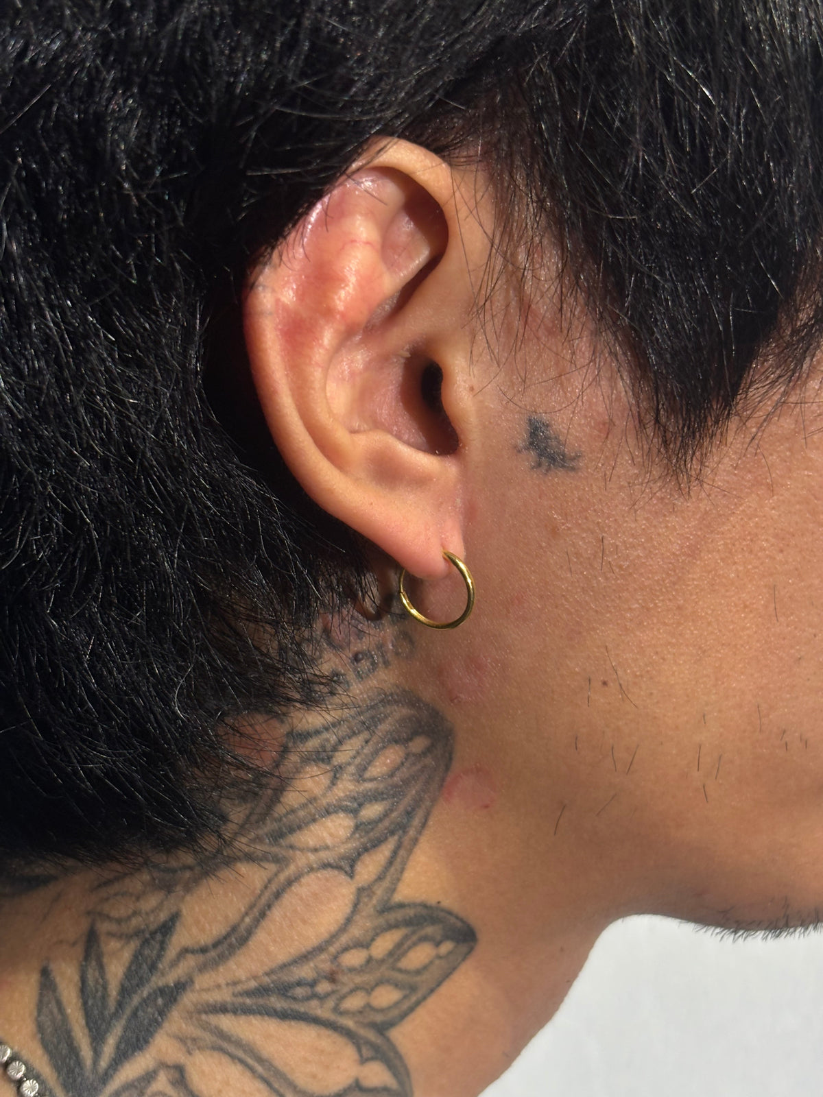 Vintage Gold 18K Classic Hoop Earrings