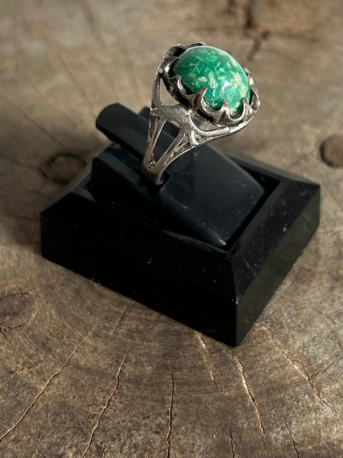 Vintage Silver 925 Green Stone Ring