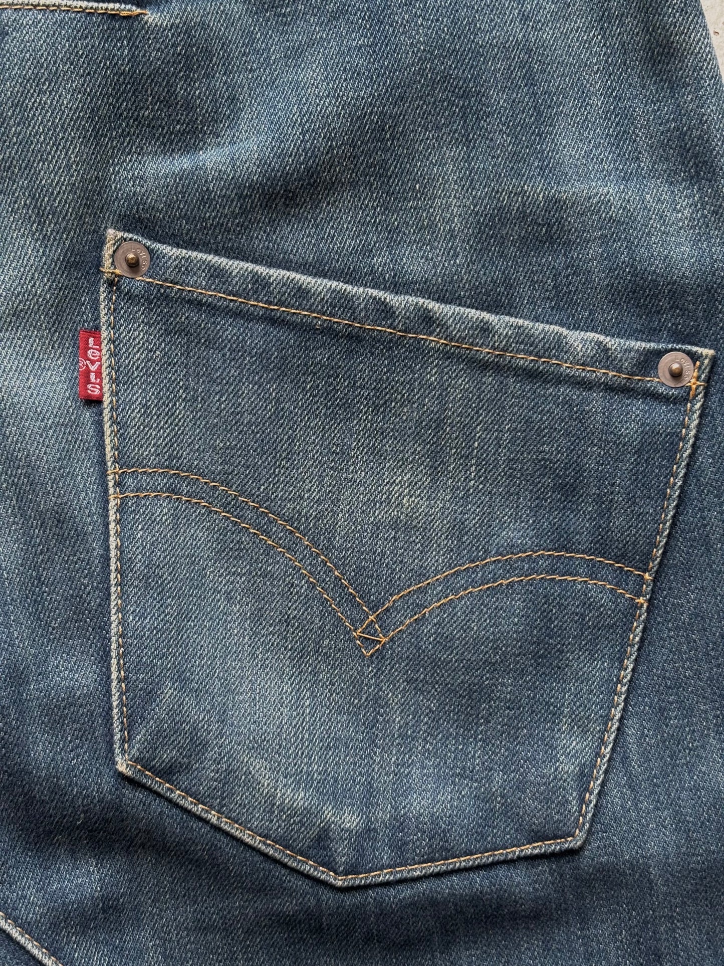 Vintage Levis Engineered Loose  Jeans