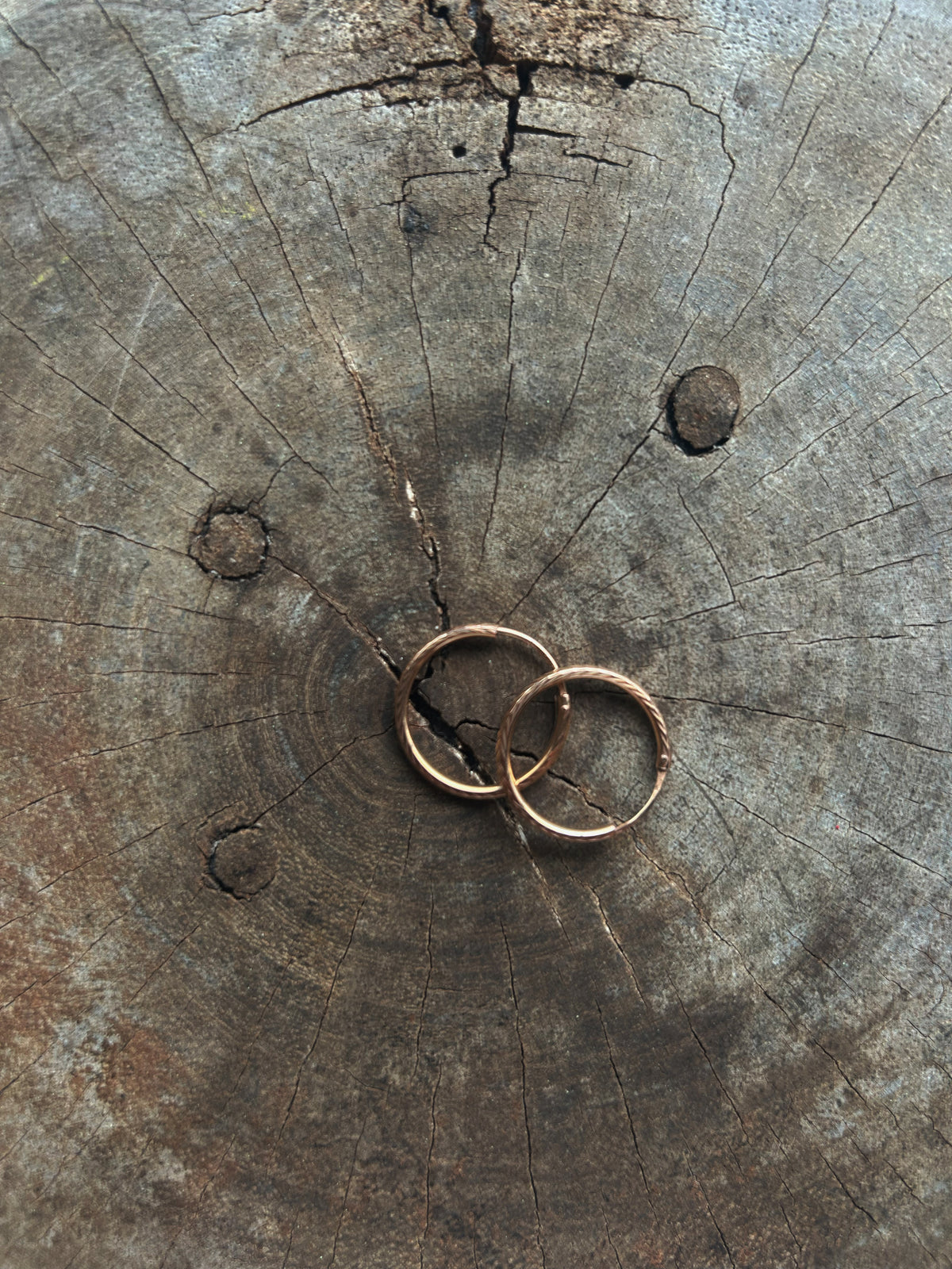 Vintage Gold 9K hoop Earrings