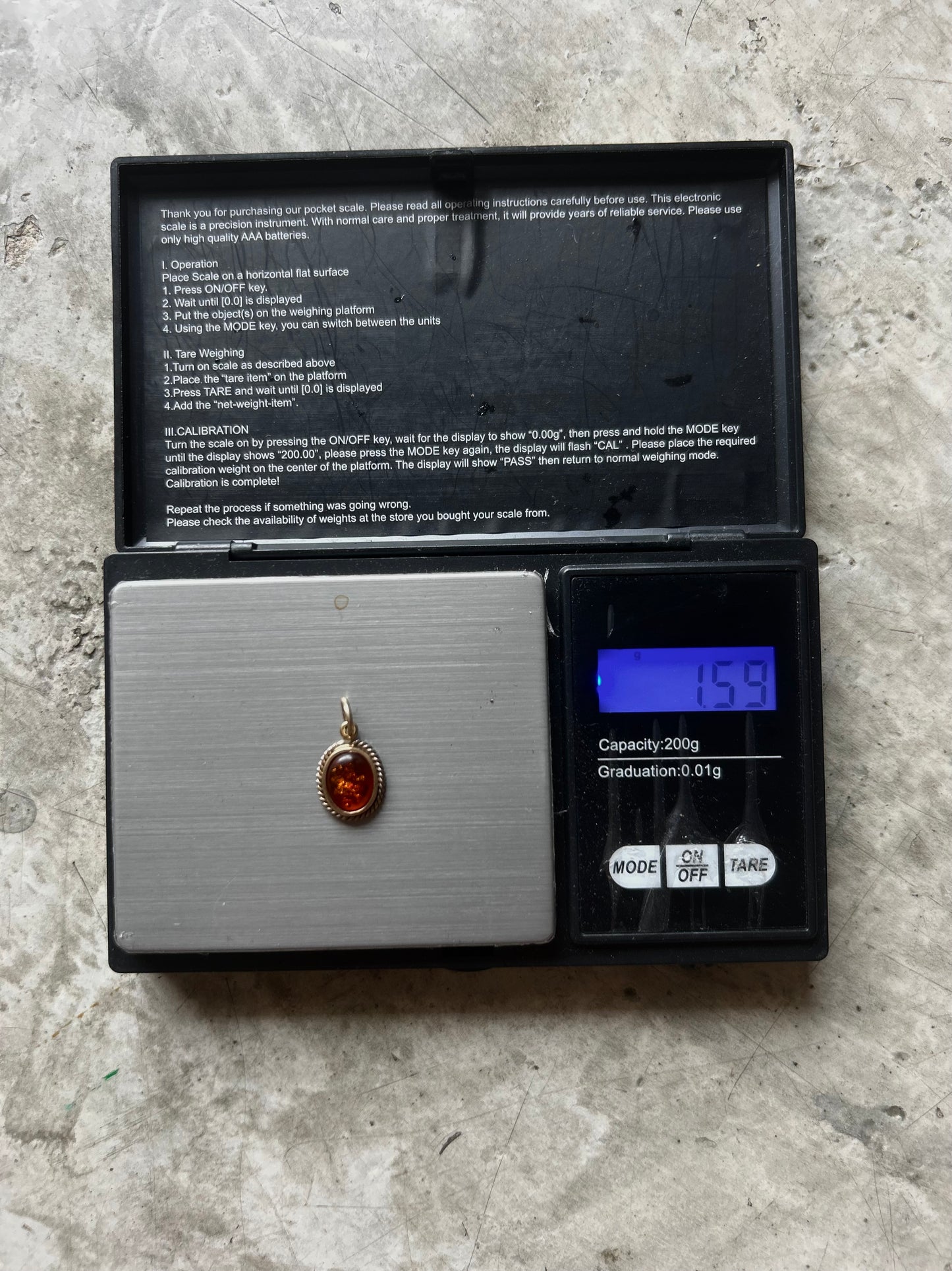Vintage Gold 14K Garnet Victorian Charm