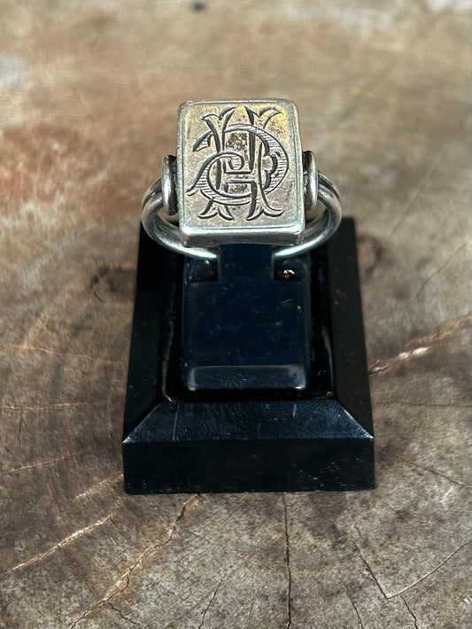 Antique Silver 925 Hand Engraved Signet Ring