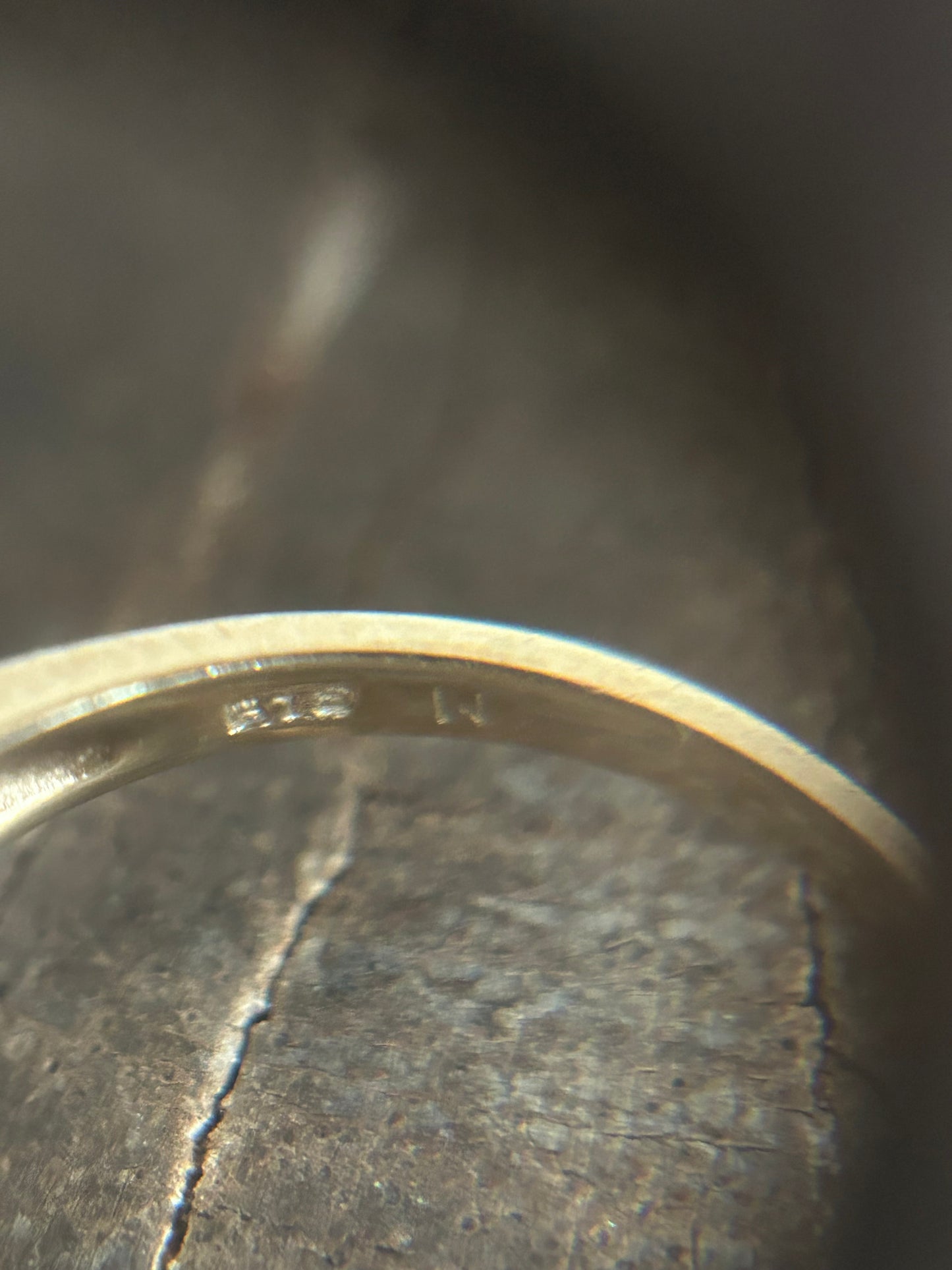 Vintage Gold 9K Amber Ring