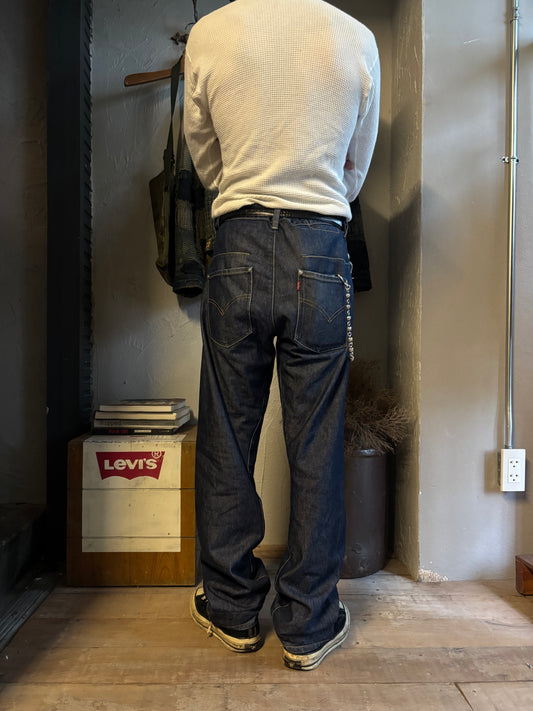 Vintage Levis Engineered Raw Jeans (32)