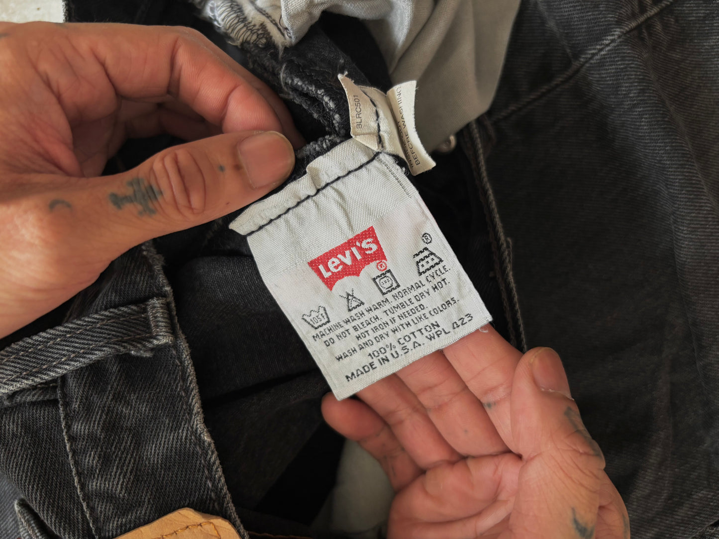 Vintage Levis usa Superblack