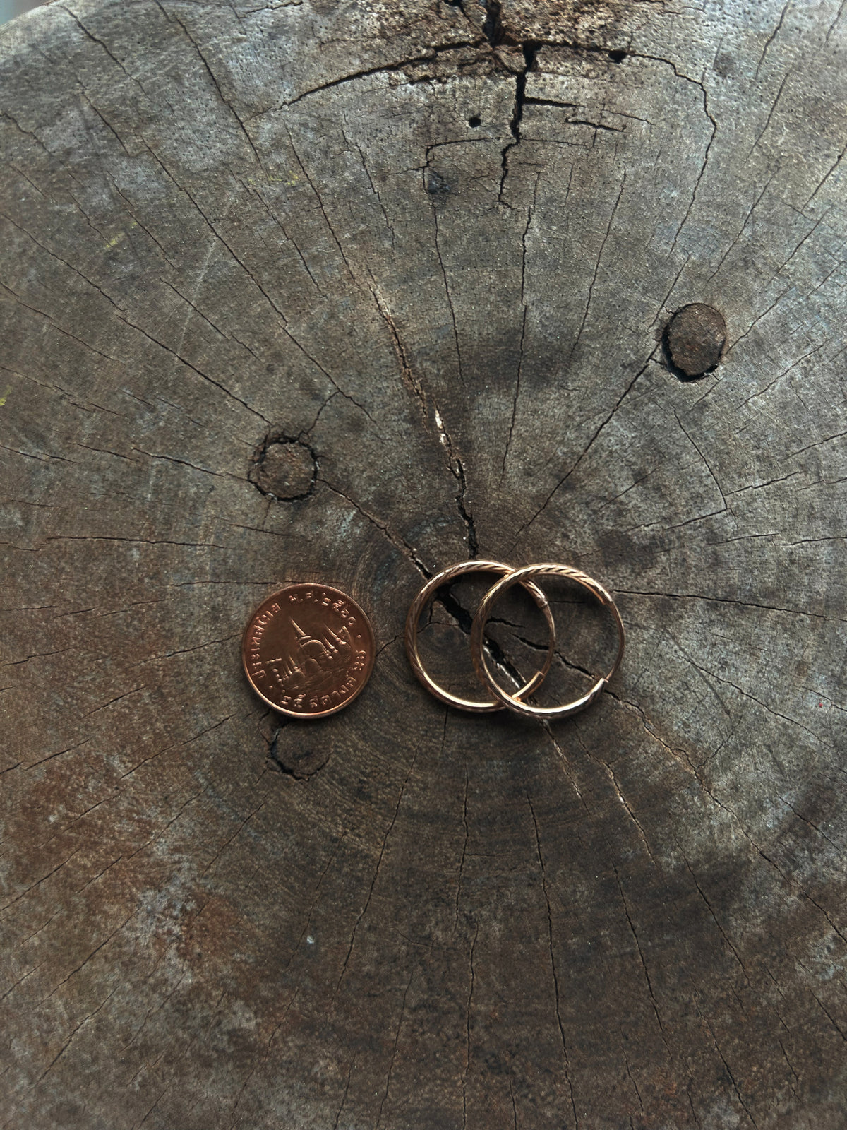 Vintage Gold 9K hoop Earrings