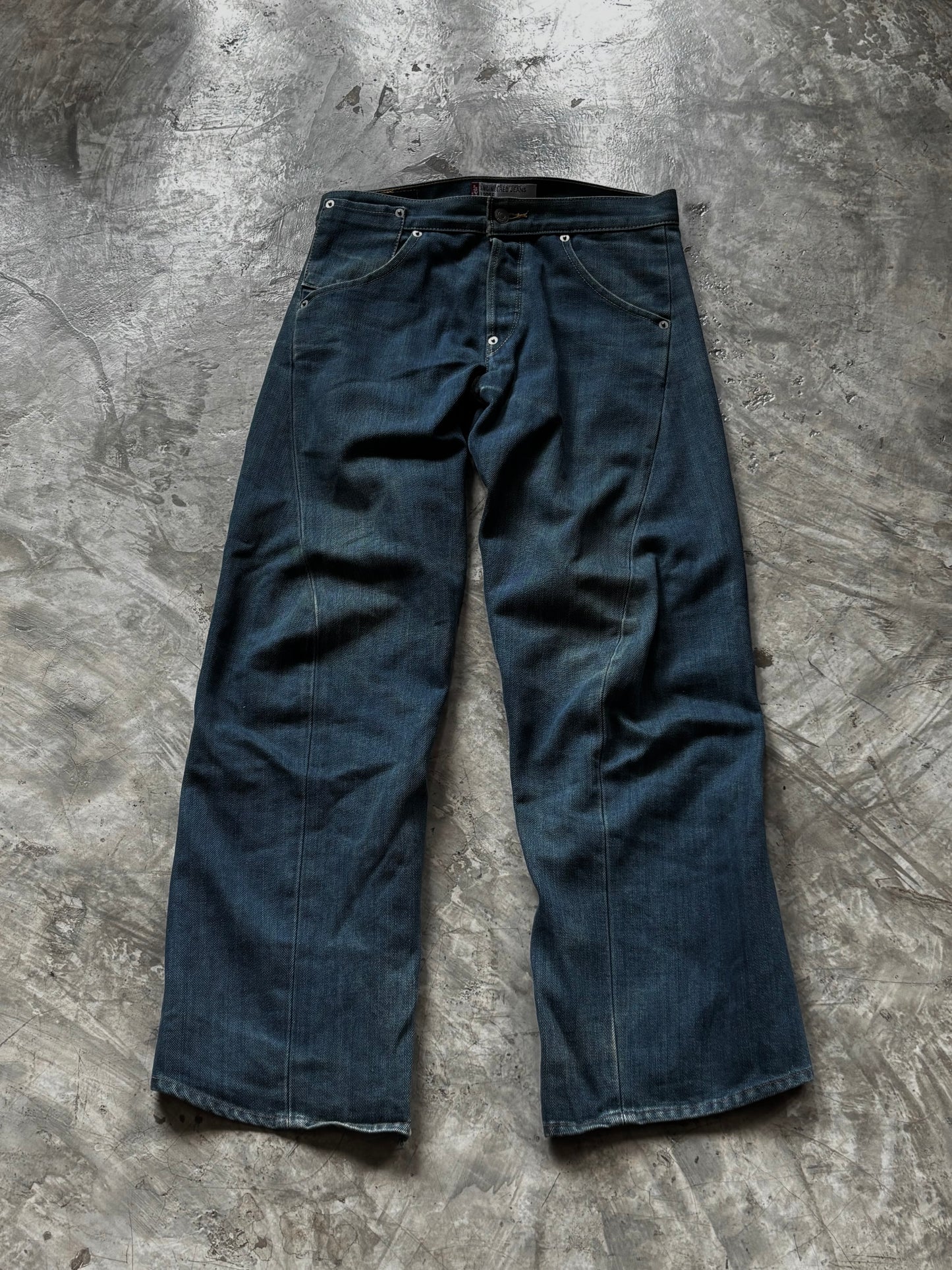 Vintage Levis Engineered Loose  Jeans