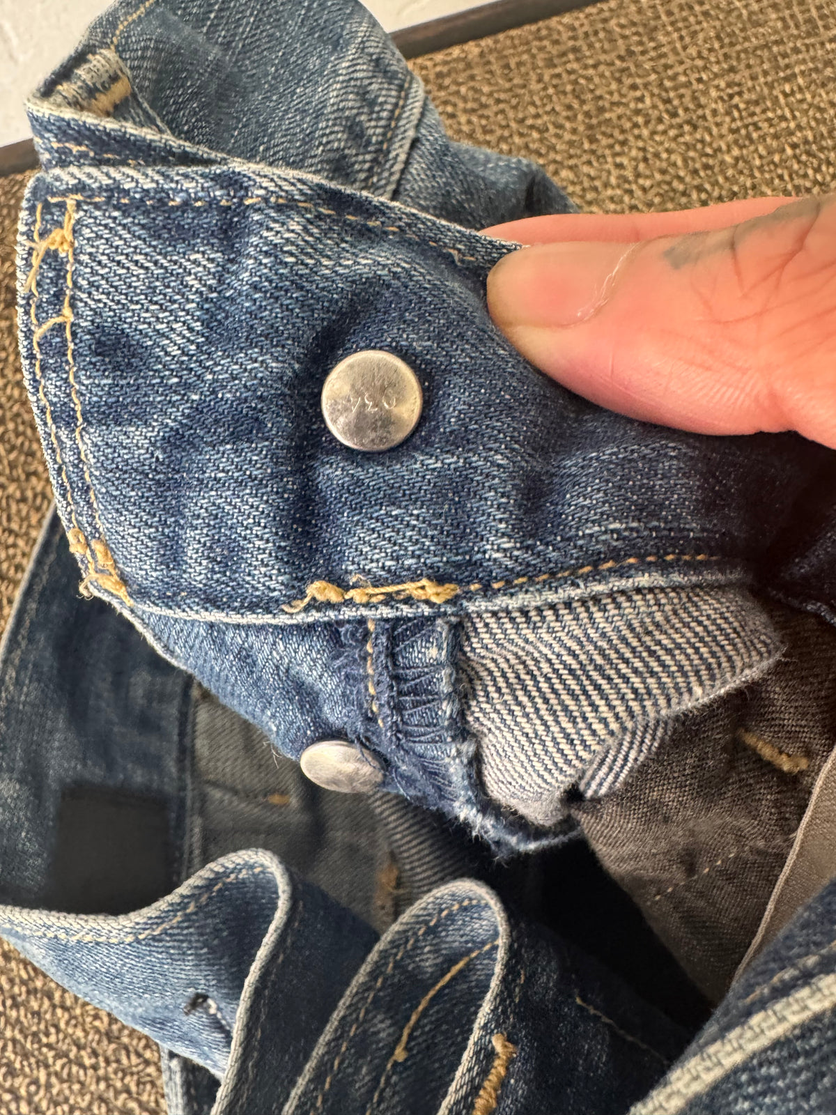 Vintage Levis Engineered Faded Buckle belt Jeans (30)