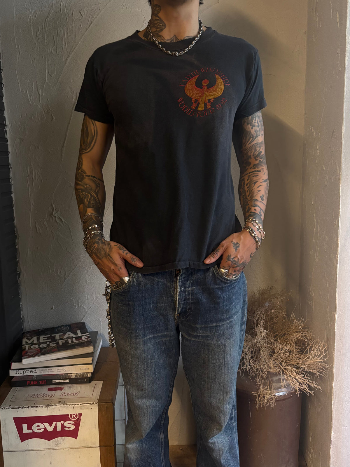 Vintage 80’s Earth wind & Free Faded Tee