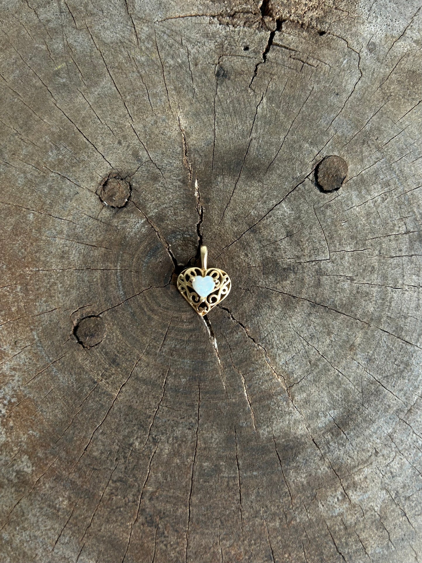 Vintage Gold 10k Baroque Heart Charm