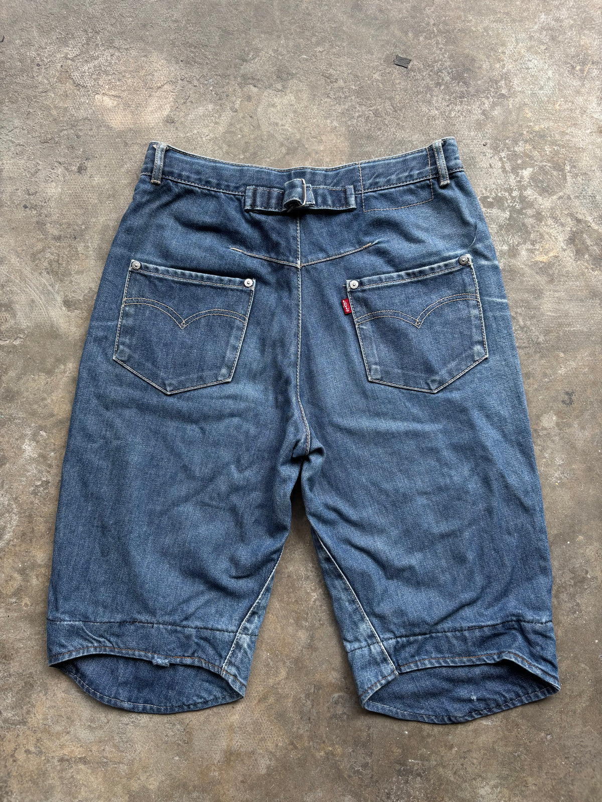 Vintage Levis Engineered Buckle Belt Shorts Jeans