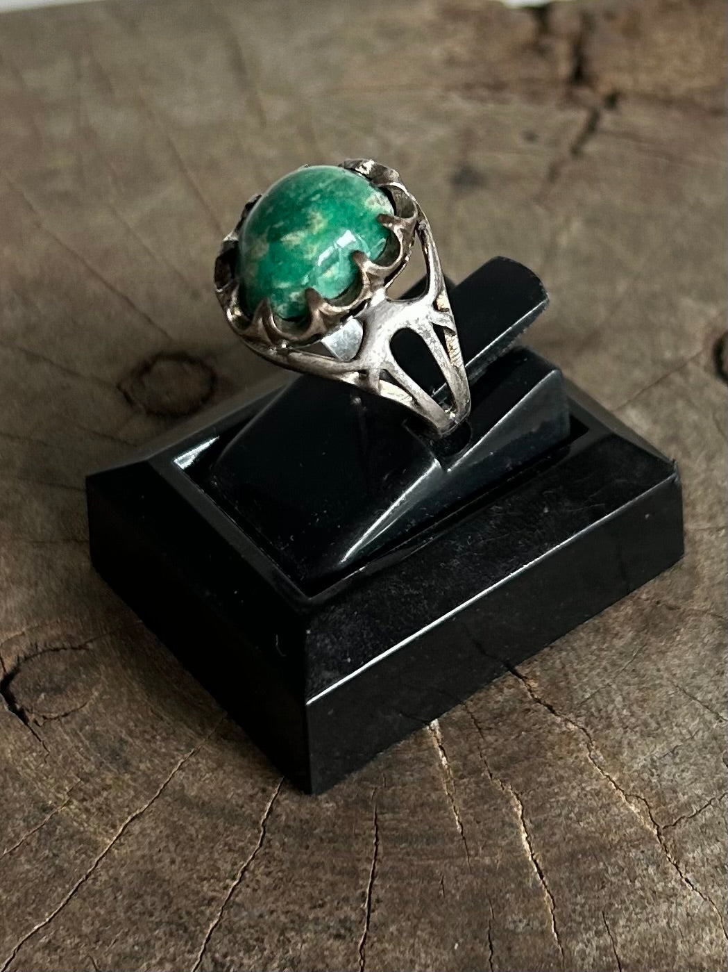 Vintage Silver 925 Green Stone Ring