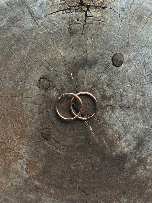 Vintage Gold 9K hoop Earrings