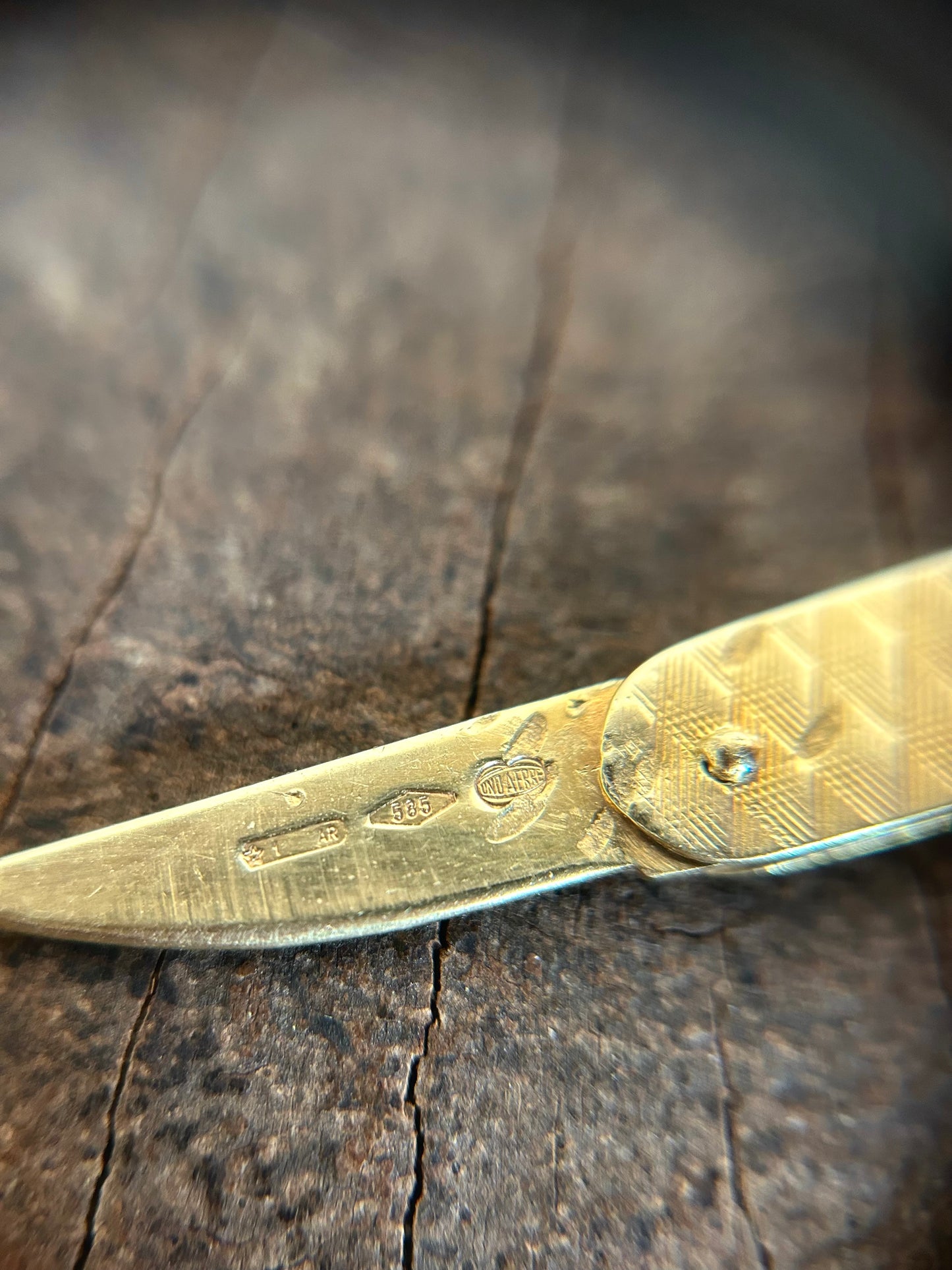 Vintage Gold 9K Pocket Knife Rare Charm