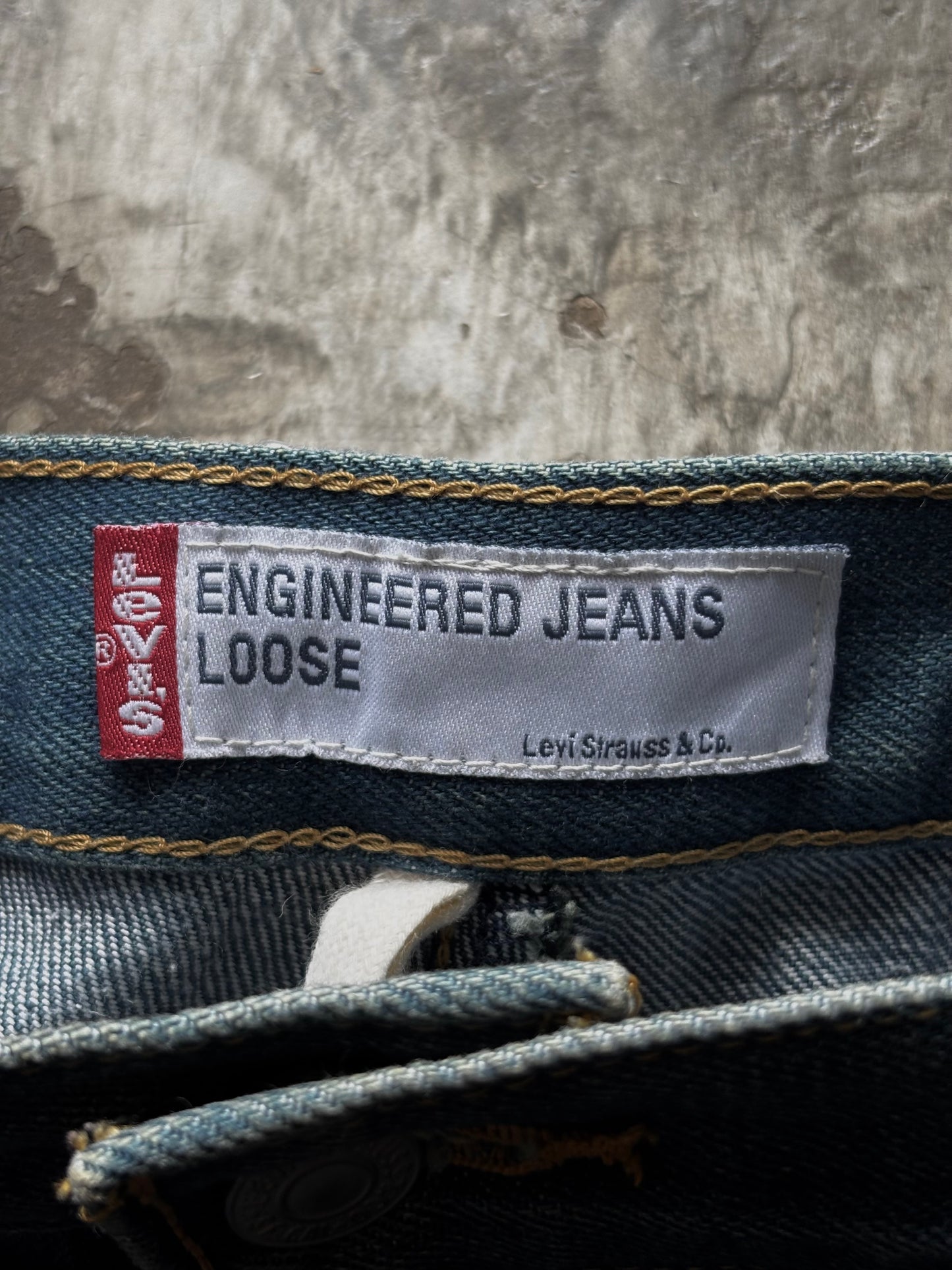 Vintage Levis Engineered Loose  Jeans