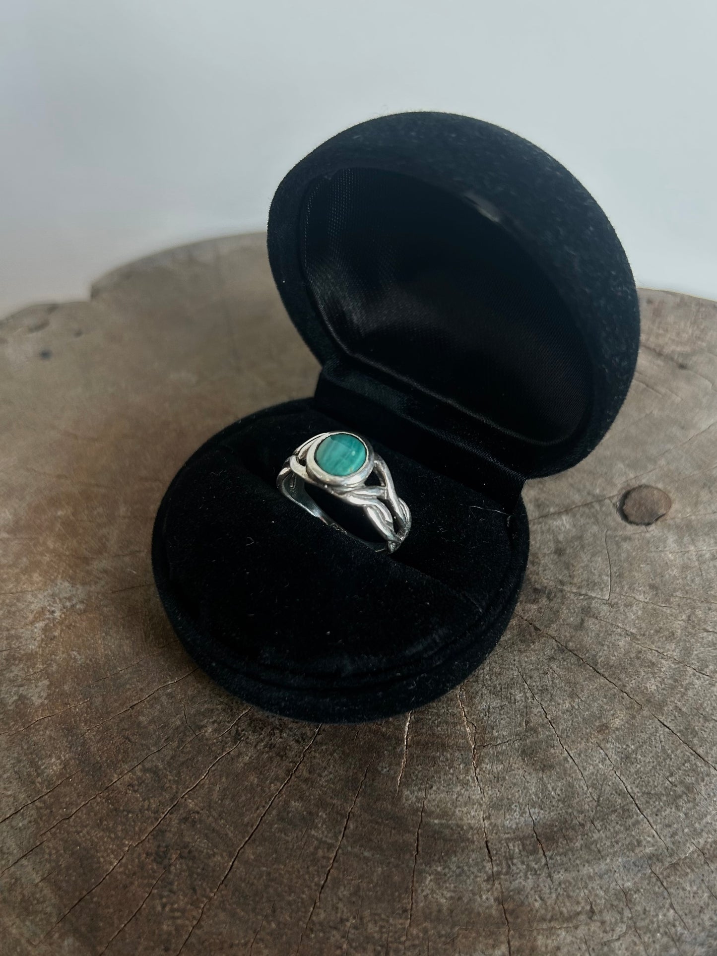 Vintage Silver 925 Wave Malachite Ring