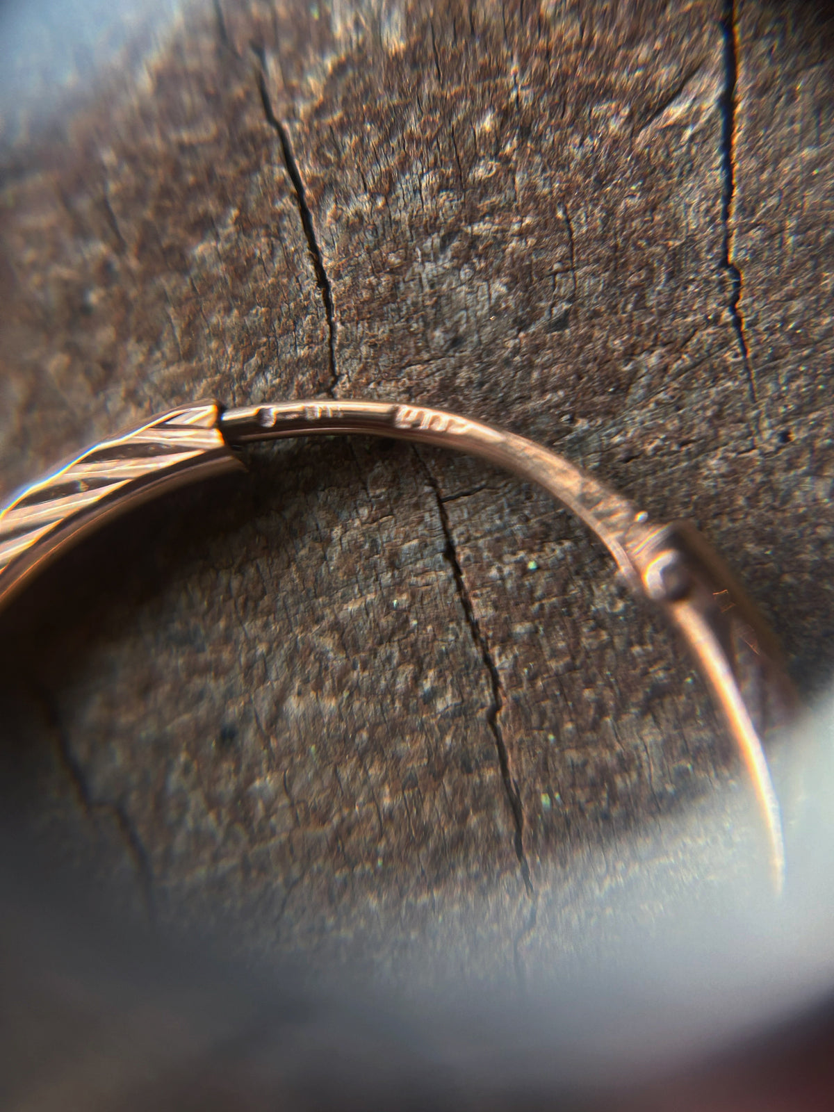 Vintage Gold 9K hoop Earrings