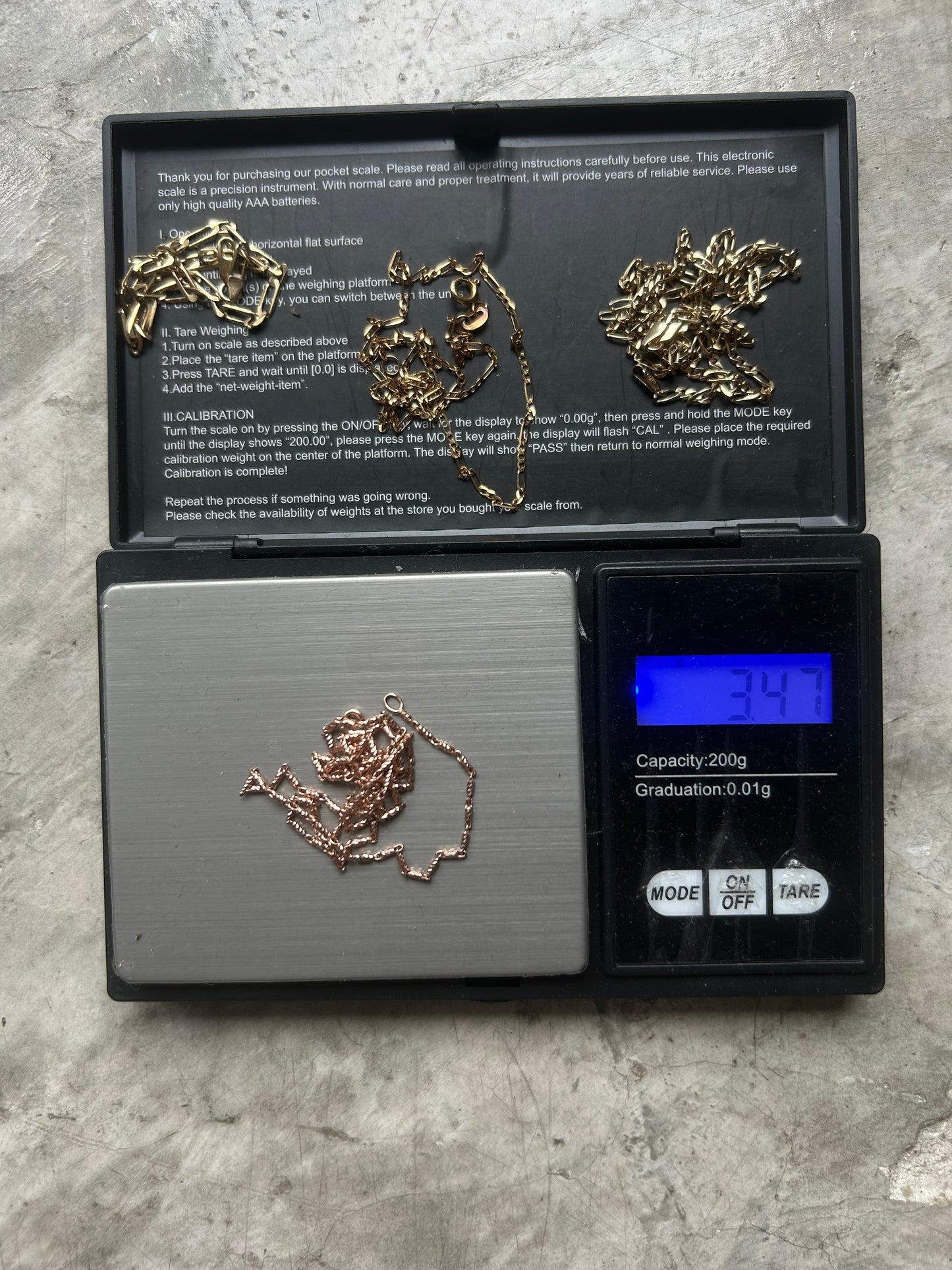 Vintage Gold 9K Rose Gold Figure necklace