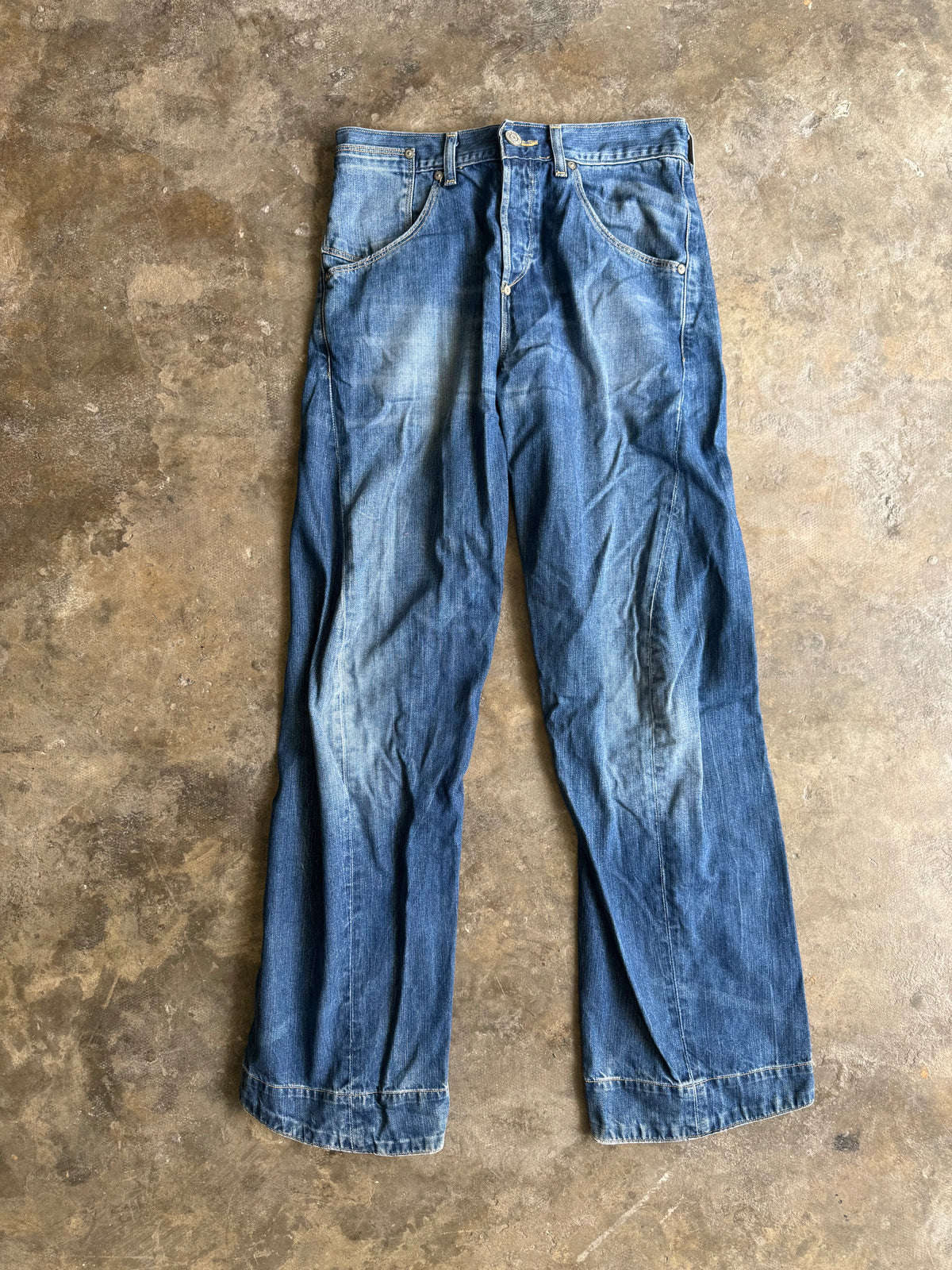 Vintage Levis Engineered Faded Buckle belt Jeans (30)