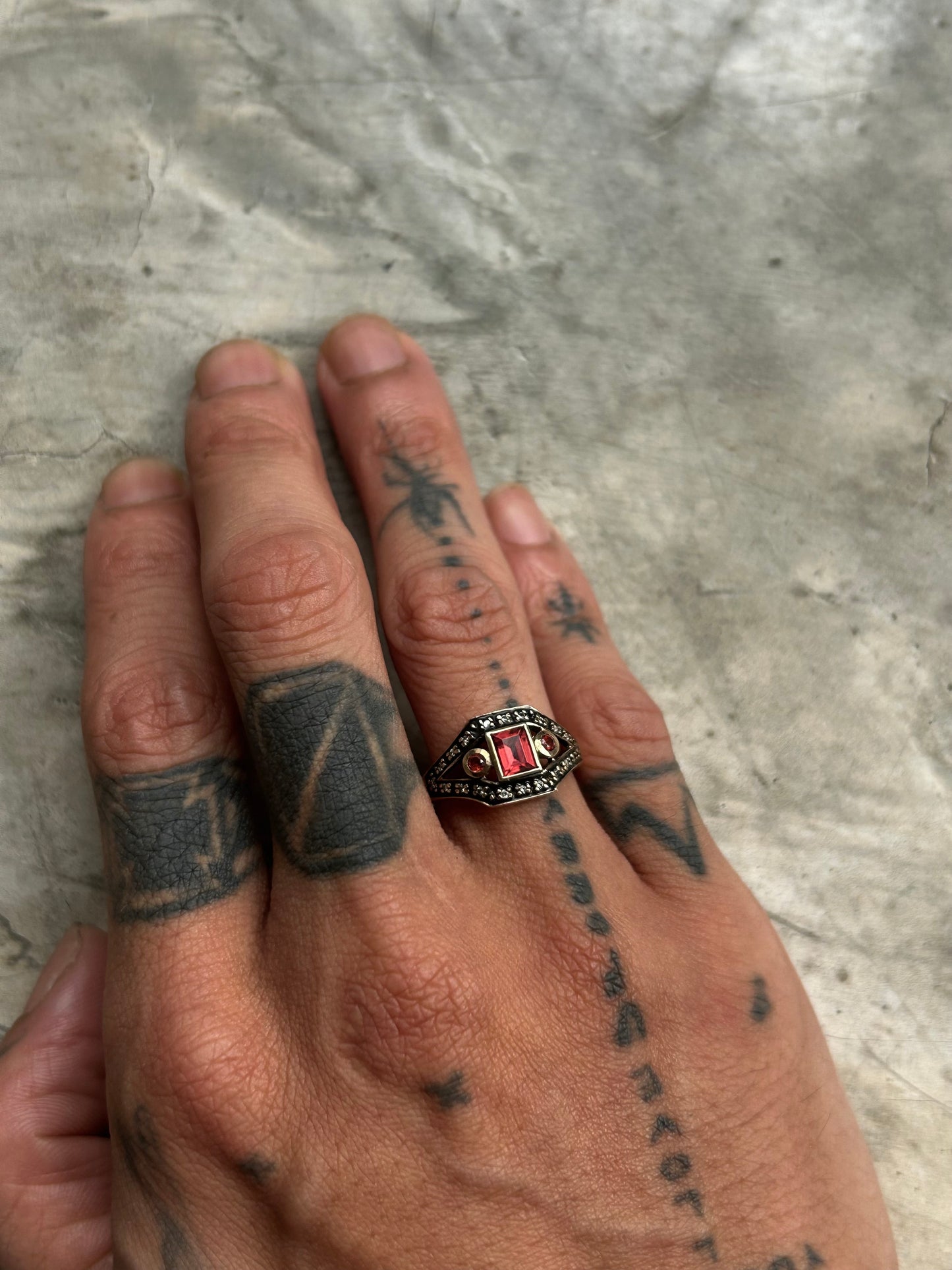Vintage Gold 9K Amber Ring