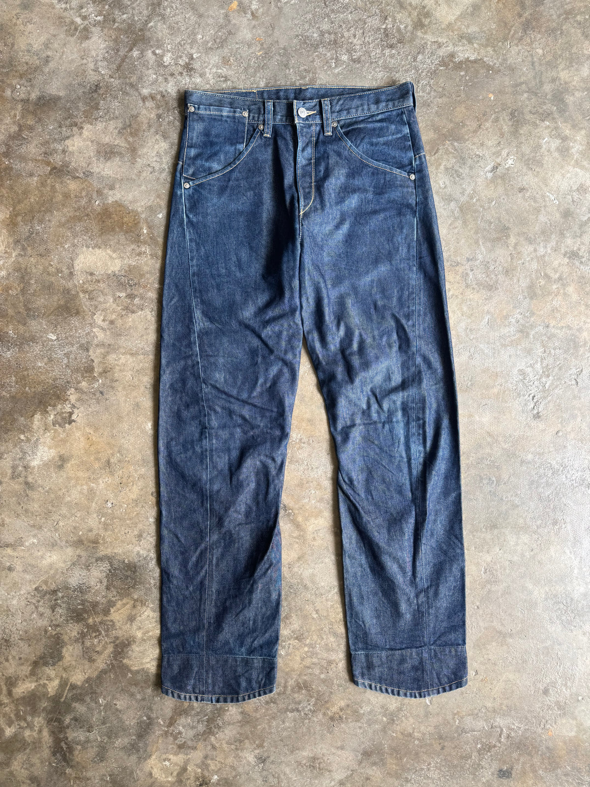 Vintage Levis Engineered Raw Jeans (32)